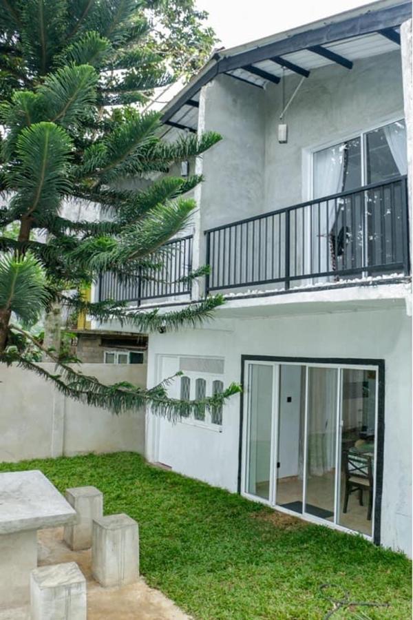Sadhara River View Lodge Kandy Exterior photo