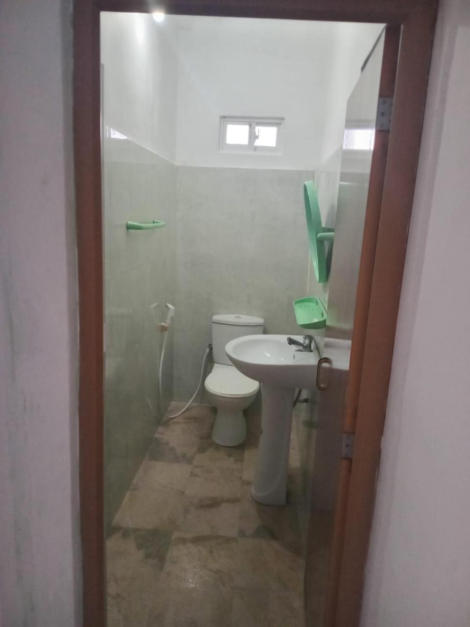 Sadhara River View Lodge Kandy Exterior photo